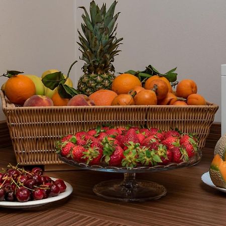 Helios Hotel سان فيتو لو كابو المظهر الخارجي الصورة