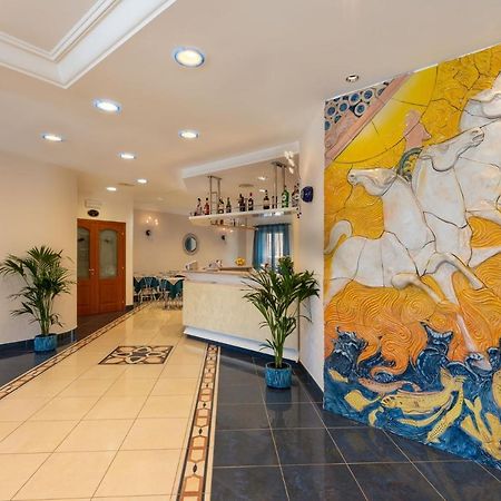 Helios Hotel سان فيتو لو كابو المظهر الخارجي الصورة